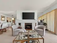 33 2236 FOLKESTONE WAY - thumbnail 4