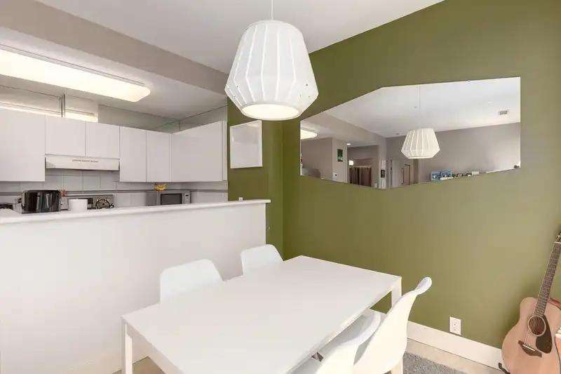 603 989 NELSON STREET - photo 3 of 18