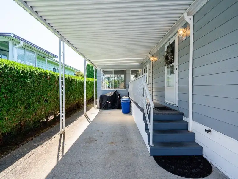 28 2303 CRANLEY DRIVE - photo 3 of 30