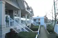 205 15621 MARINE DRIVE - thumbnail 3