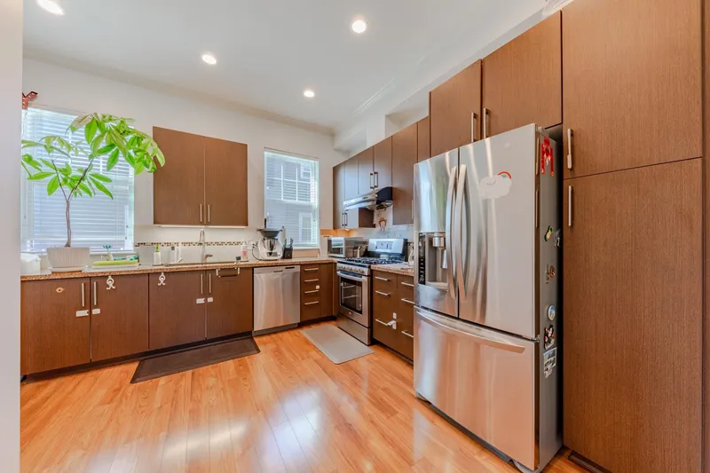 21 9651 ALBERTA ROAD - photo 2 of 25