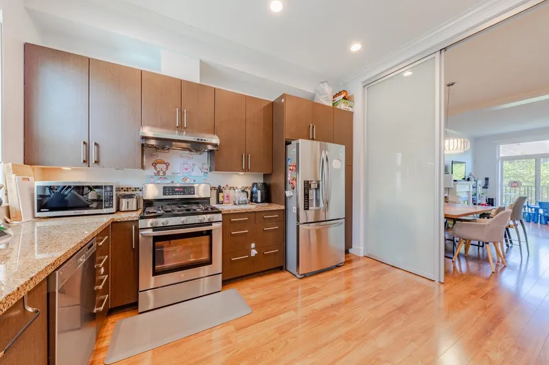 21 9651 ALBERTA ROAD - photo 4 of 25