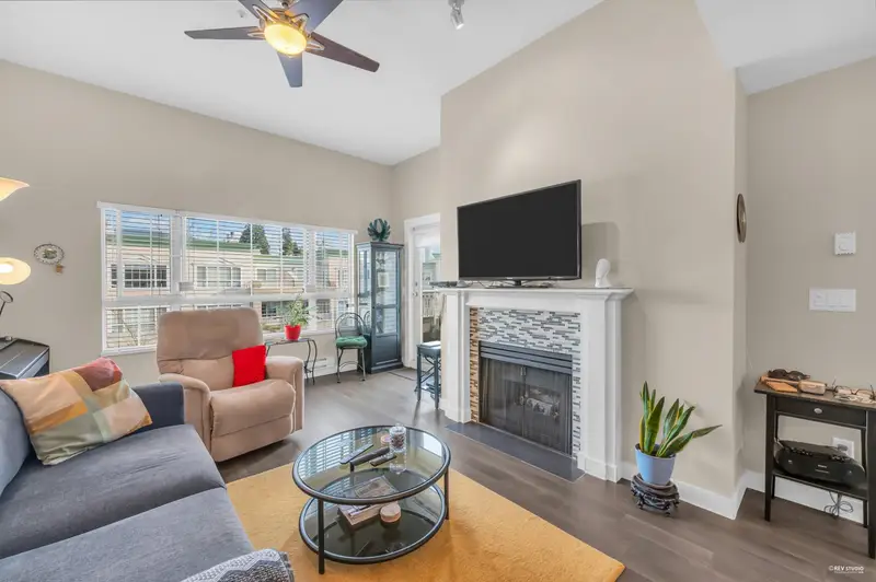 403 2970 PRINCESS CRESCENT - photo 1 of 25