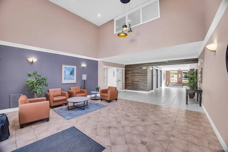 403 2970 PRINCESS CRESCENT - photo 3 of 25