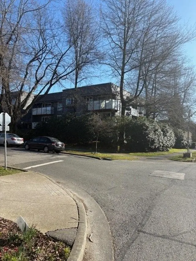 205 2328 OXFORD STREET - photo 1 of 1