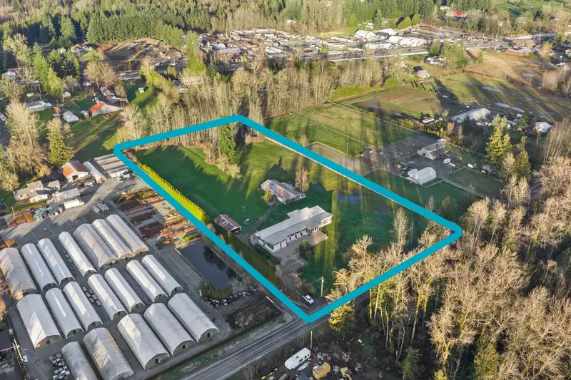 24509 36 AVENUE - photo 2 of 25