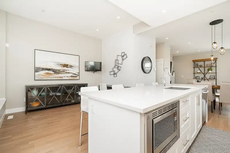 15 2687 158 STREET - photo 2 of 40
