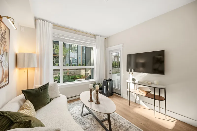 405 11063 RAVINE ROAD - photo 3 of 9