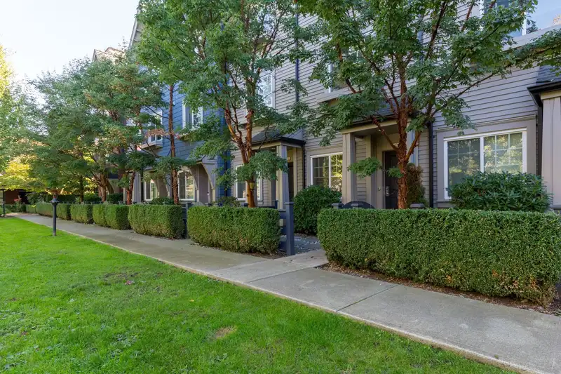 13 6450 187 STREET - photo 1 of 25