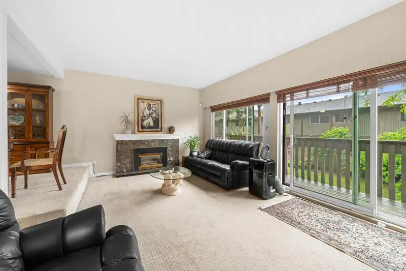 1067 LILLOOET ROAD - photo 4 of 29