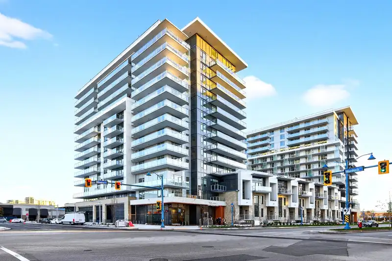 805 6200 MINORU BOULEVARD - photo 2 of 40