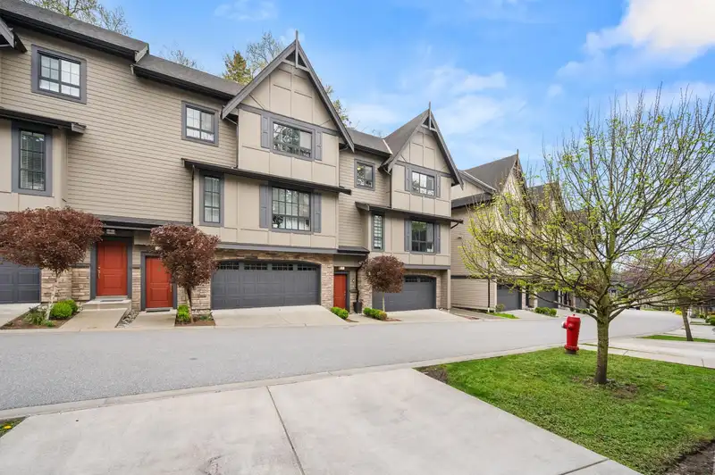 30 7979 152 STREET - photo 2 of 34