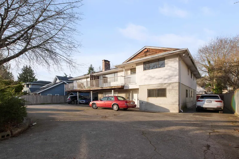 4751 - 4771 STEVESTON HIGHWAY - photo 1 of 24