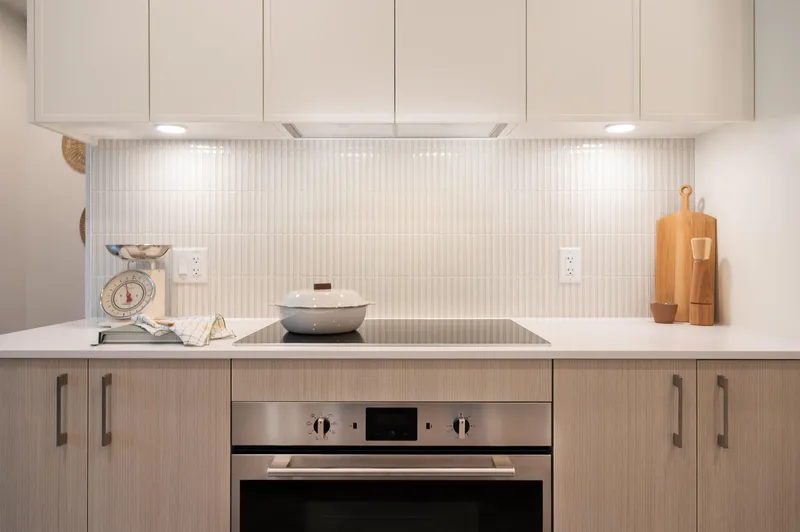 110 952 LYTTON STREET - photo 4 of 19