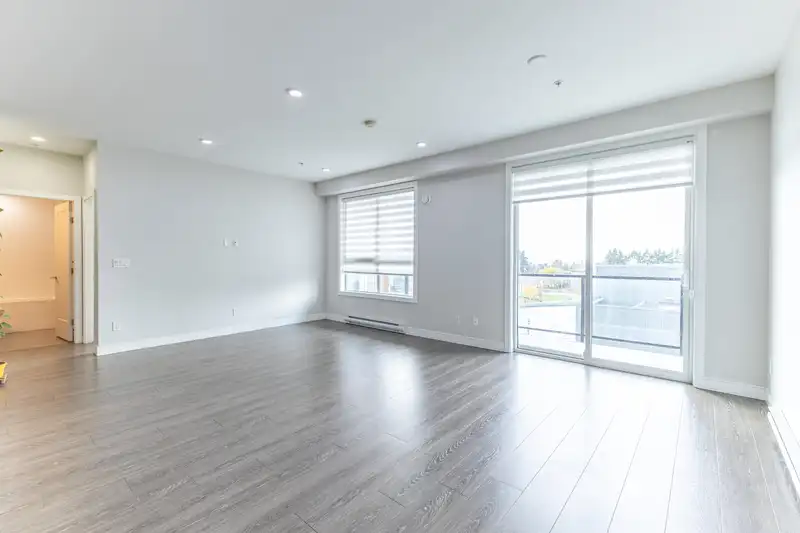 406 11501 84 AVENUE - photo 4 of 26