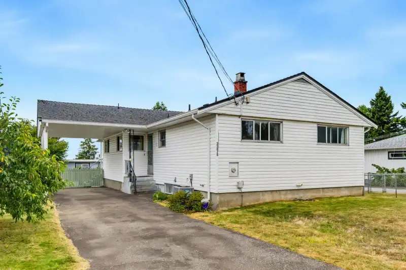 33676 5 AVENUE - photo 1 of 40