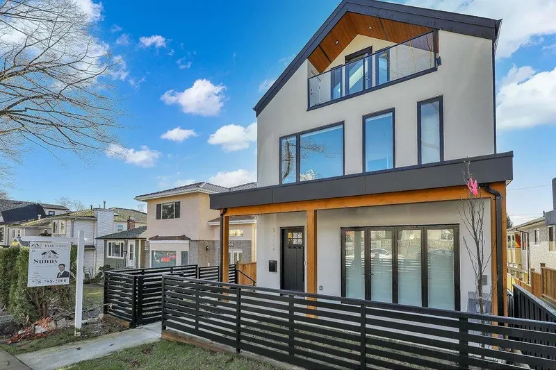 2 3558 TURNER STREET - photo 3 of 25