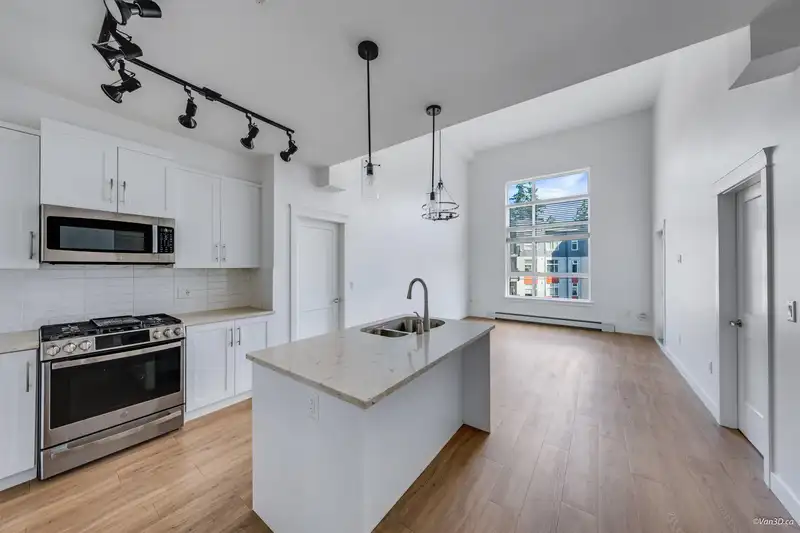 509 11077 RAVINE ROAD - photo 2 of 14