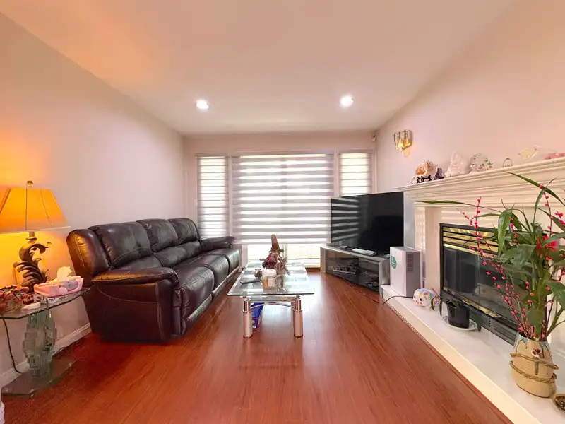 4156 CAMBRIDGE STREET - photo 3 of 40