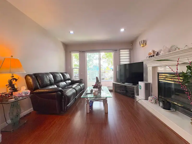 4156 CAMBRIDGE STREET - photo 4 of 40