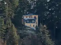 313 SKYLINE DRIVE - thumbnail 3