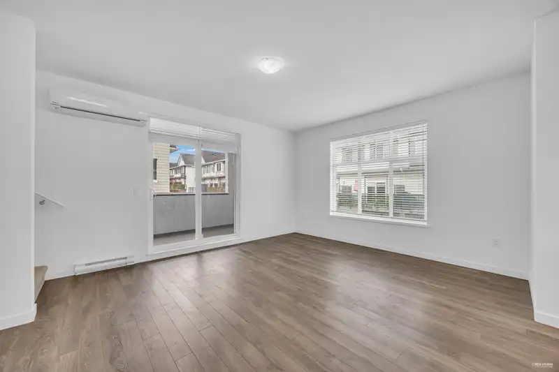 72 15487 99A AVENUE - photo 4 of 36