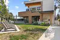 611 6085 IRMIN STREET - thumbnail 15