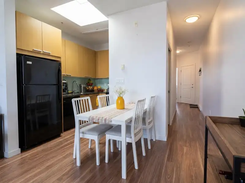 PH15 5388 GRIMMER STREET - photo 3 of 7