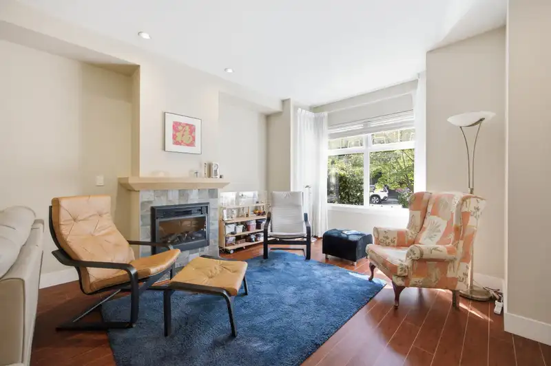 225 SALTER STREET - photo 4 of 39
