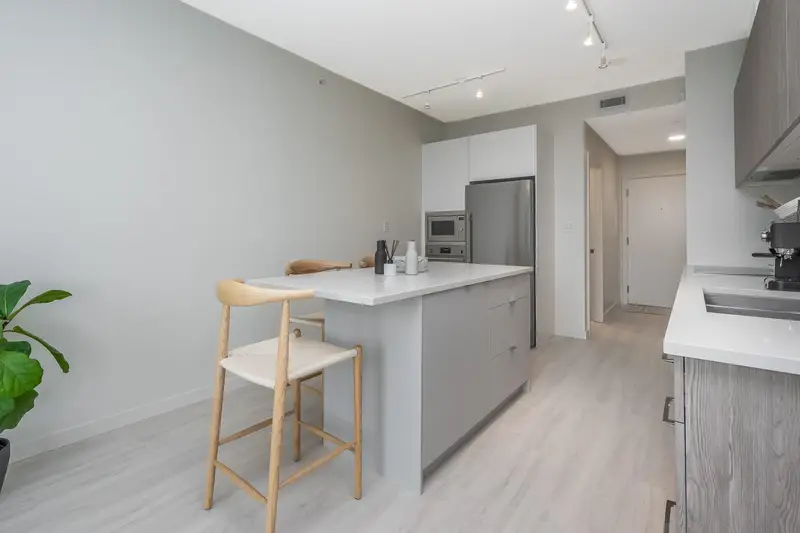 1303 691 NORTH ROAD - photo 4 of 25