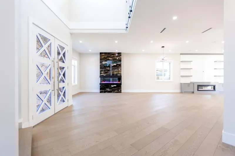 11668 95A AVENUE - photo 4 of 25