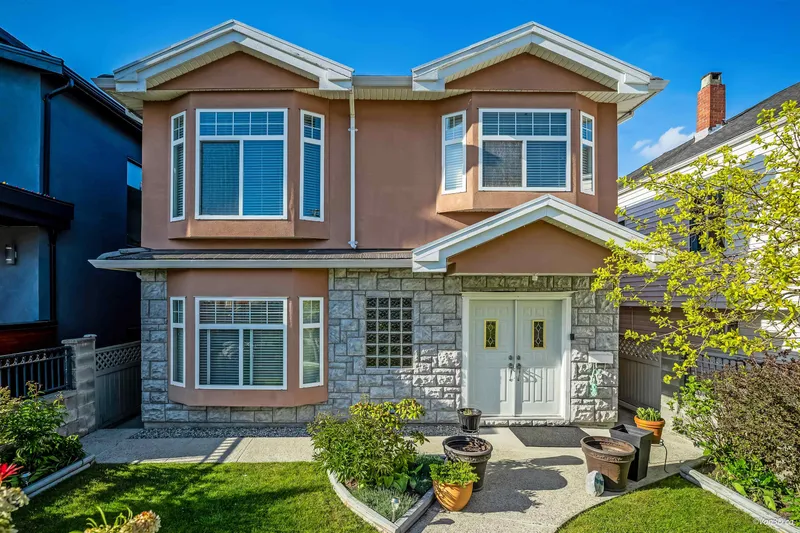 3021 E 29TH AVENUE - photo 1 of 25