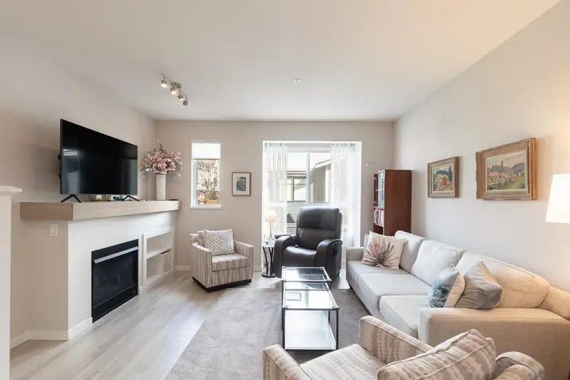 1214 GRANITE DRIVE - photo 4 of 25