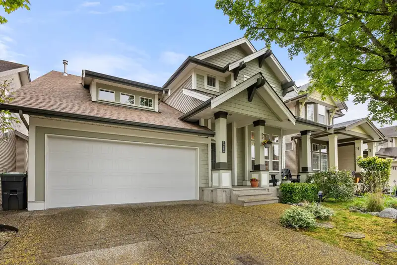 20086 70A AVENUE - photo 1 of 33