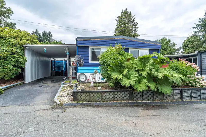 25 13650 80 AVENUE - photo 1 of 40