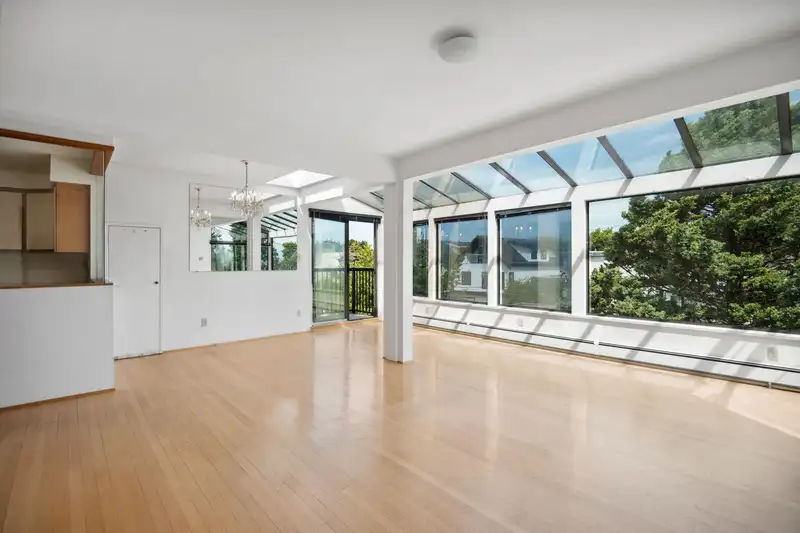 4409 WEST 5TH AVENUE - photo 4 of 40