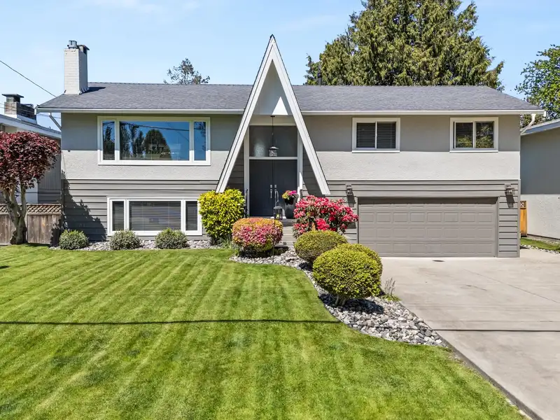 5097 N WHITWORTH CRESCENT - photo 1 of 40