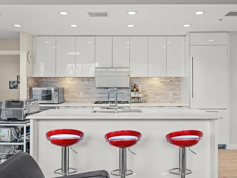 102 9213 ODLIN ROAD - photo 2 of 25