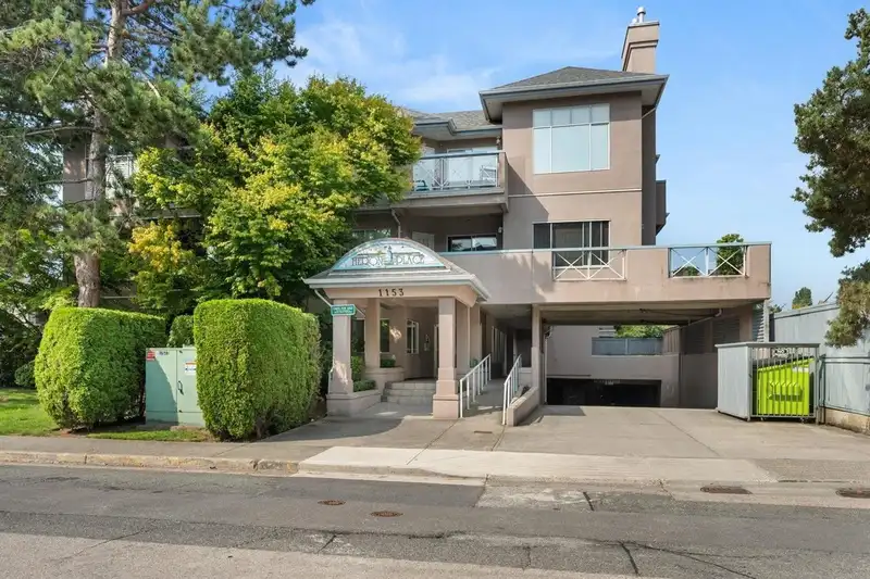108 1153 54A STREET - photo 1 of 37
