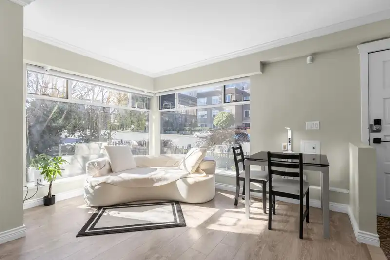 999 W 20TH AVENUE - photo 3 of 22