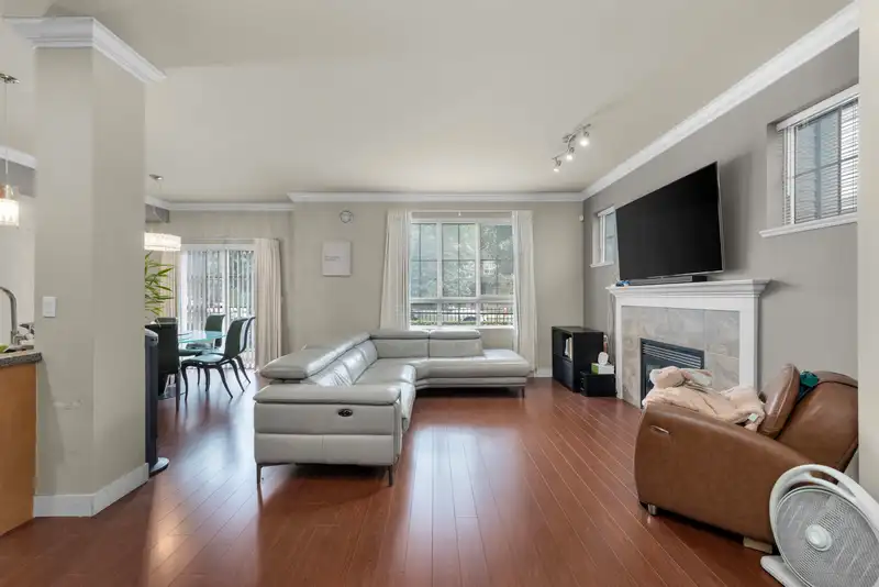 3 9688 KEEFER AVENUE - photo 2 of 33