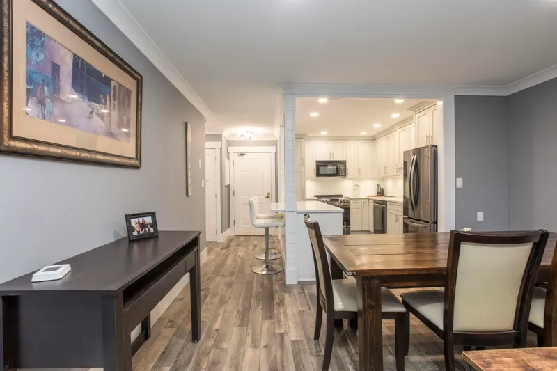 507 1350 VIDAL STREET - photo 4 of 25