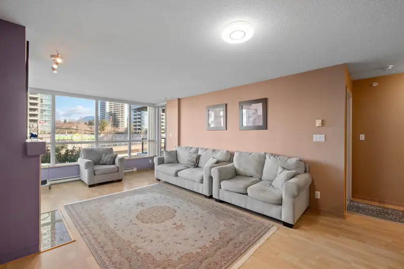 705 2088 MADISON AVENUE - photo 2 of 17