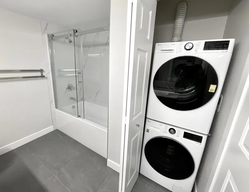 321 7453 MOFFATT ROAD - photo 4 of 25