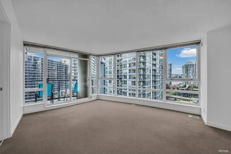 1202 928 BEATTY STREET - photo 4 of 24
