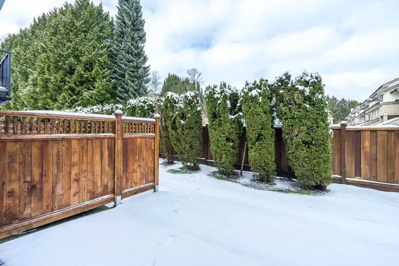 6 1140 FALCON DRIVE - photo 4 of 35