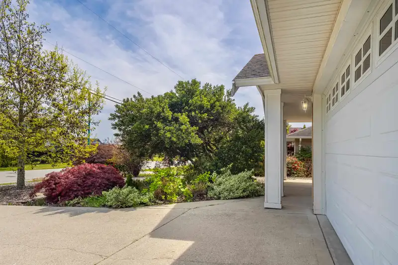 5723 NICKERSON ROAD - photo 2 of 31