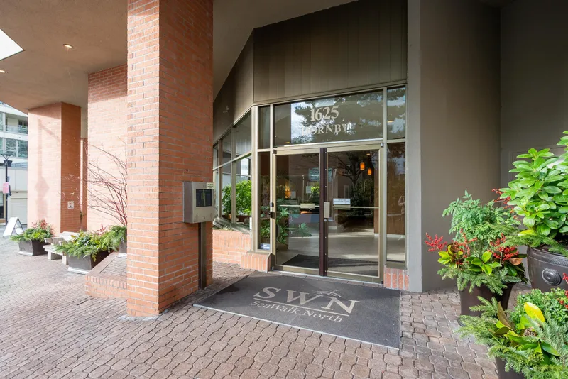 603 1625 HORNBY STREET - photo 4 of 25