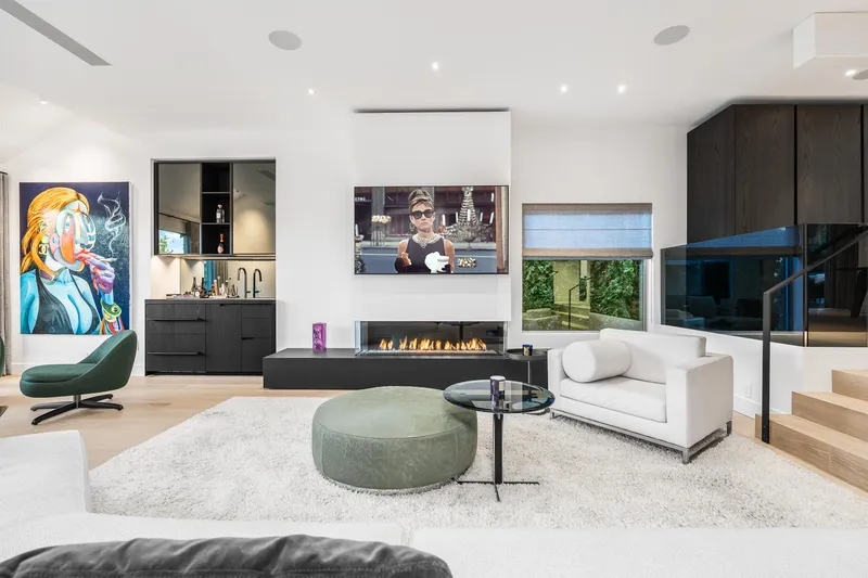 4416 W 1ST AVENUE - photo 3 of 25