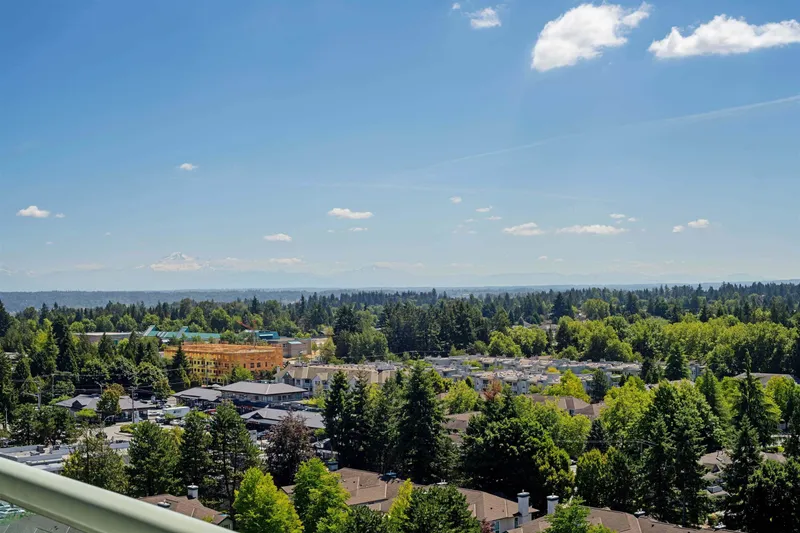 1605 15030 101 AVENUE - photo 1 of 9